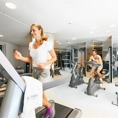 Royal Hideaway Sancti Petri Hotel 5*